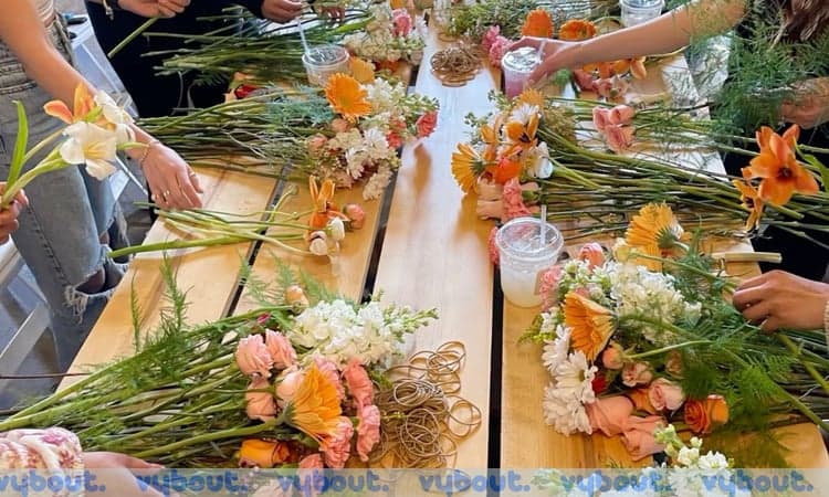 Flower Bouquet Making workshop at HUVU Cafe Indiranagar