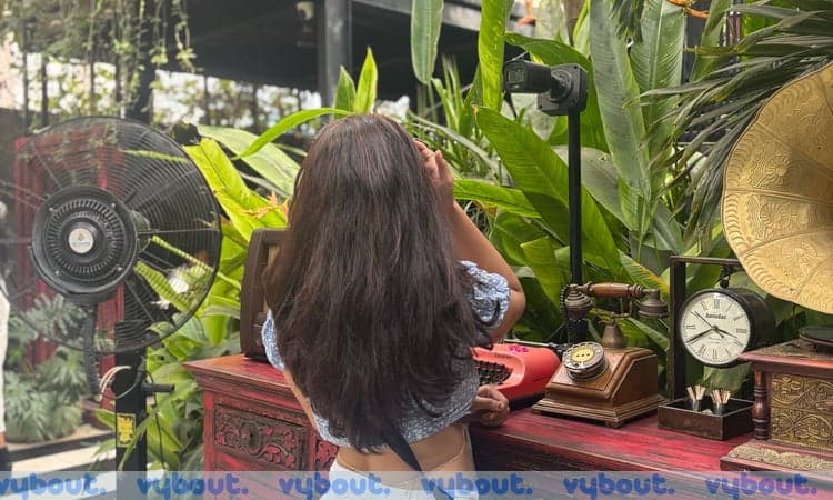 Coffee Bonding and Gossip