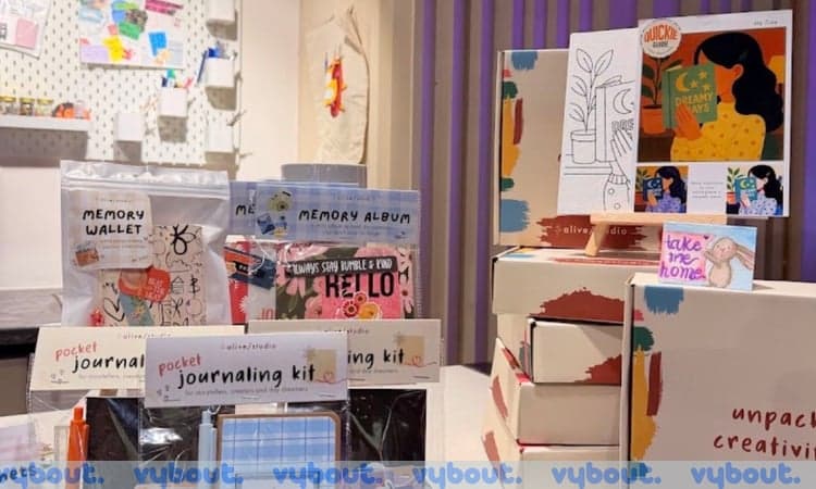 Coffee, Colors & Conversations☕🎨🍽️